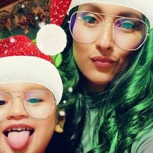 Meet your Posher, Dakota